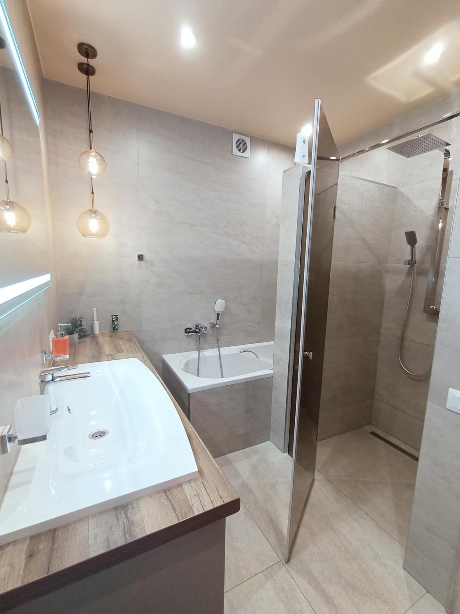 2К Шикарний Люкс! Appartement Khmelʼnytsʼkyy Buitenkant foto
